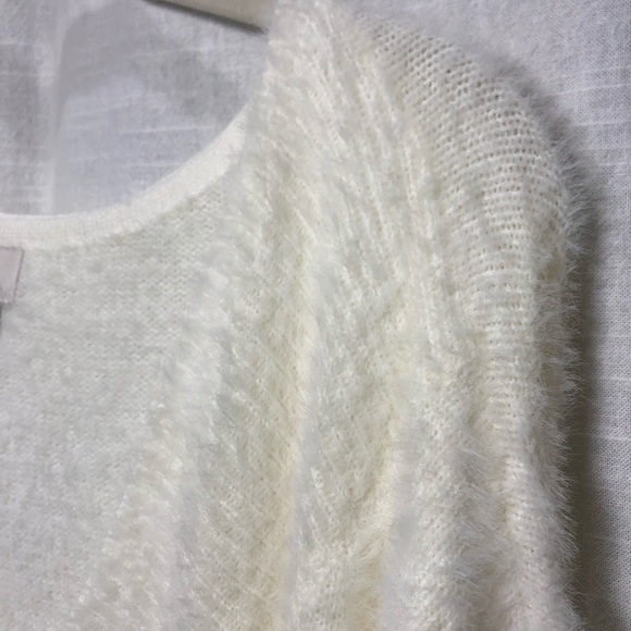 A NEW DAY TARGET off white v-neck sweater - Picture 6 of 8